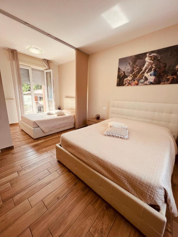 Affitta Camere La Fenice Di Folli Lorella Puegnago del Garda Exterior photo